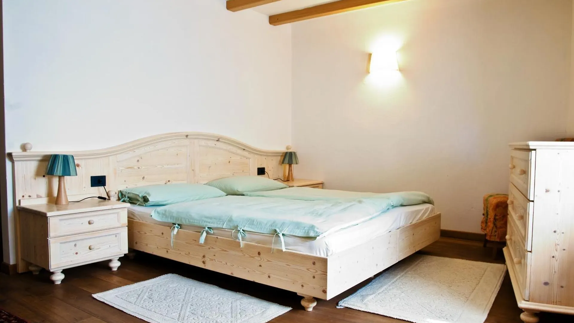 Dove Dormire sul Lago di Ledro: 4 Hotel 4 Stelle a Confronto